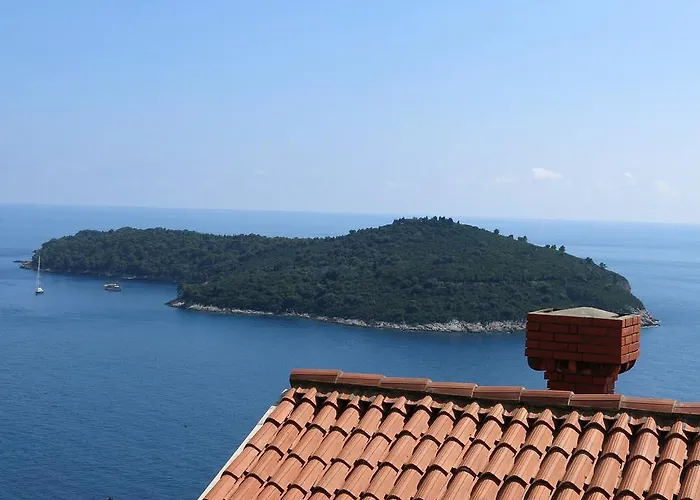 Duby Διαμέρισμα Ντουμπρόβνικ